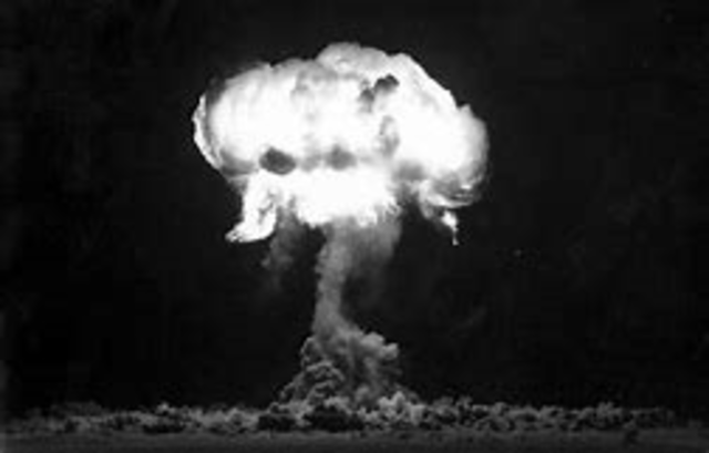 Atomic Bomb: Trinity Test