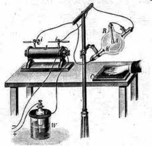 Primeiro equipamento de raios-x