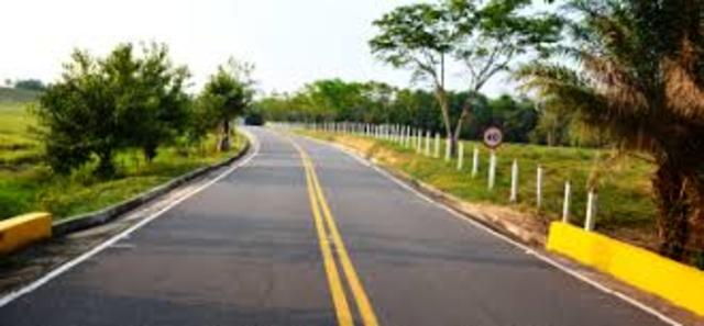 Carretera entre Medellín y Barbosa
