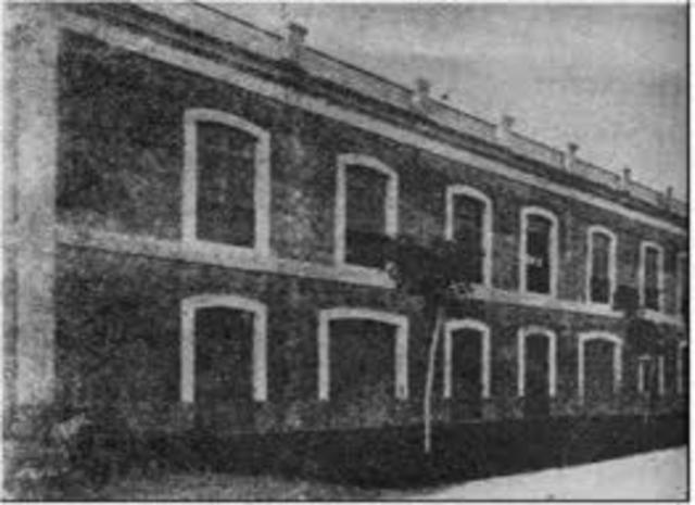 Primera escuela de puentes y pavimentos