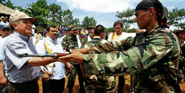 Desmovilización de las AUC