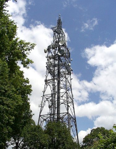 The first radio receiver successfully received a radio transmission.