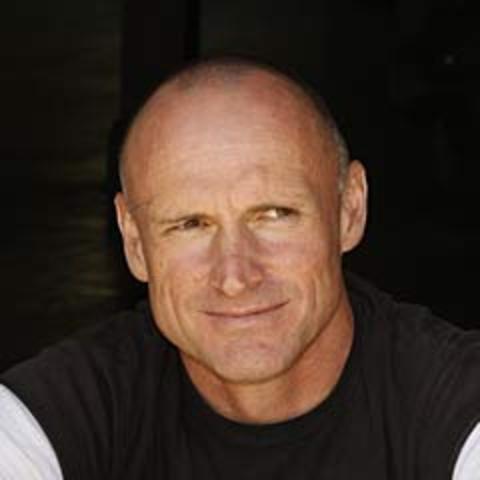 Bethune announces he's planning to build a boat to replace the Ad Gil