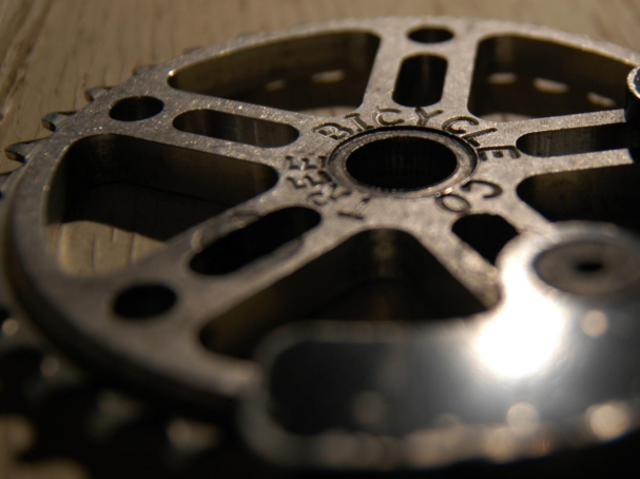 Sprocket mas grueso.