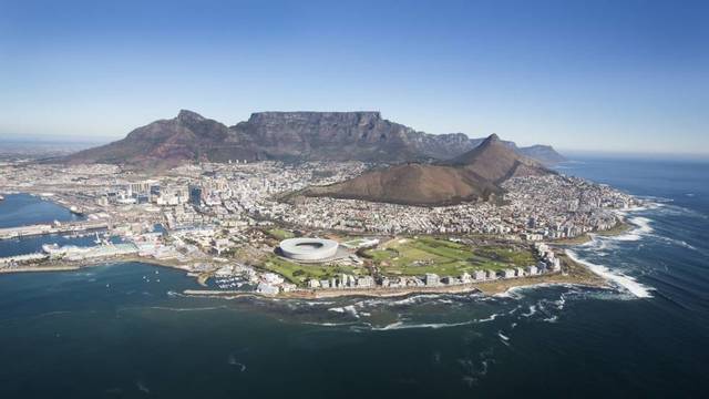 Fundación Shuttleworth y el Open Society Institute