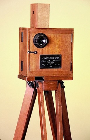 Cinematógrafo: hermanos Lumière