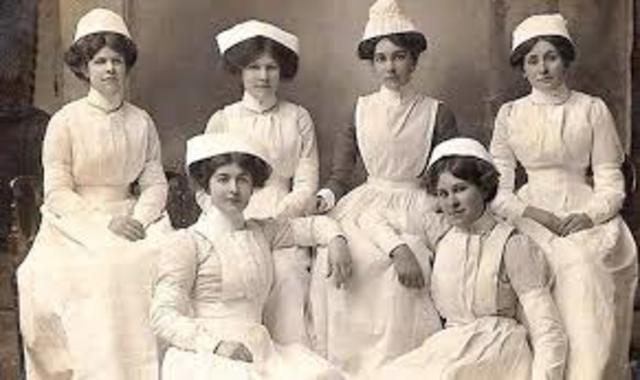 PRIMERA ESCUELA DE ENFERMERÍA PSIQUIÁTRICA