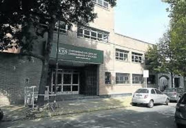 Posgrado privado: Diplomatura Bibliotecología. Educación virtual. UCES, Bs. As.