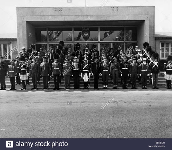 TIME TO MAKE SOME NEW FRIENDS