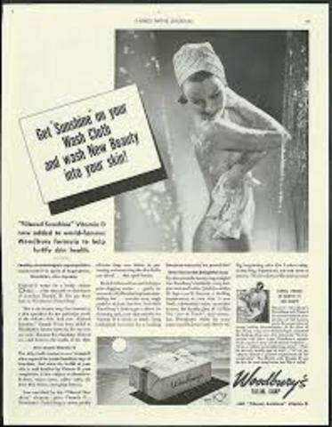 La primera venta sexy es utilizada por la empresa Woodbury Soap.