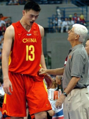 El baloncesto llega a Irán y china.
