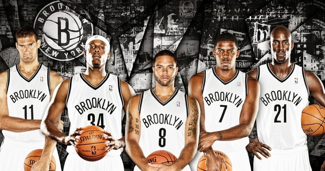 Se instituye definitivamente que los equipos estuvieran integrados por 5 jugadores en el terreno  de juego