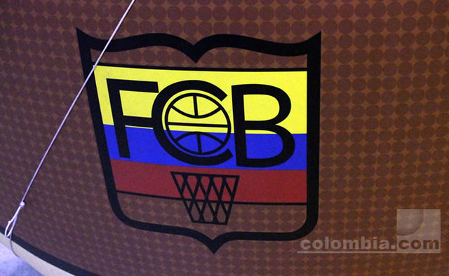 Llega el baloncesto a Colombia, según la teoría mas aceptada acerca de cómo llego el baloncesto a nuestro país.