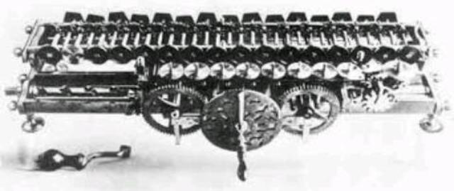 máquina de calcular de LEIBNIZ