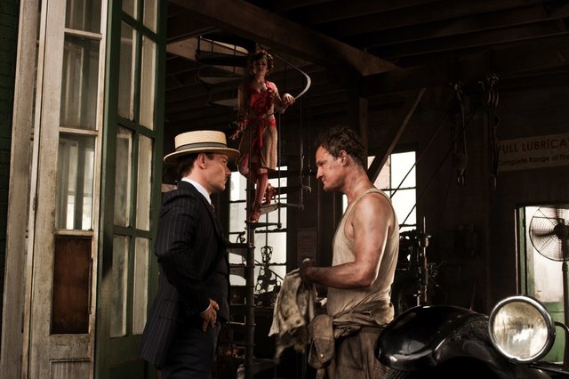 She explains an anecdote from about the suit of George