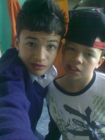 otra foto con mi hermano