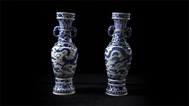 David Vases