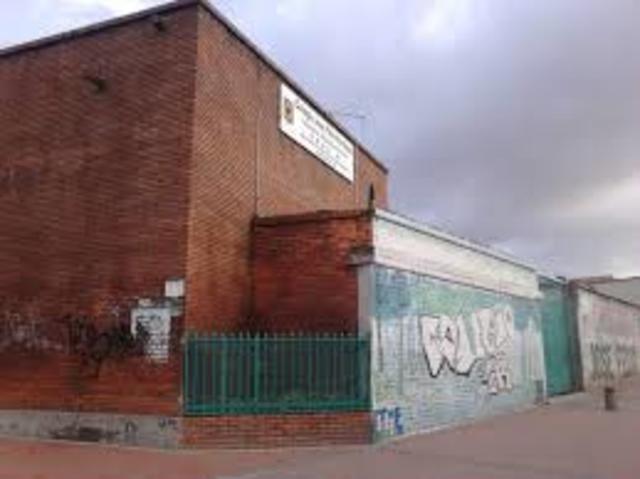 entre a 6 en colegio distrital