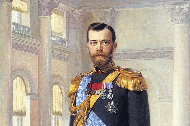 Comenzo el reinado de Nicolás II.