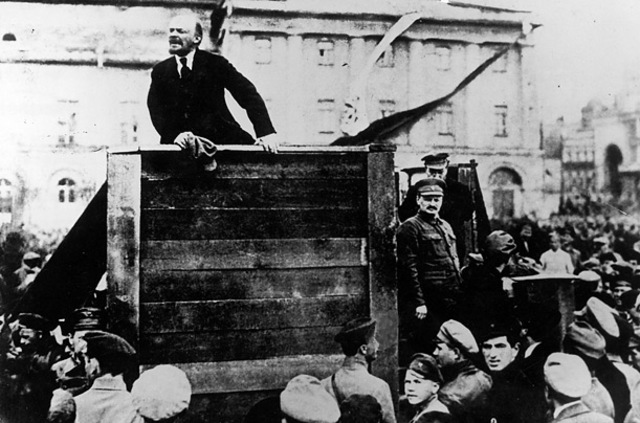 Bolsheviks led by Lenin overthrow Russian Goverenment