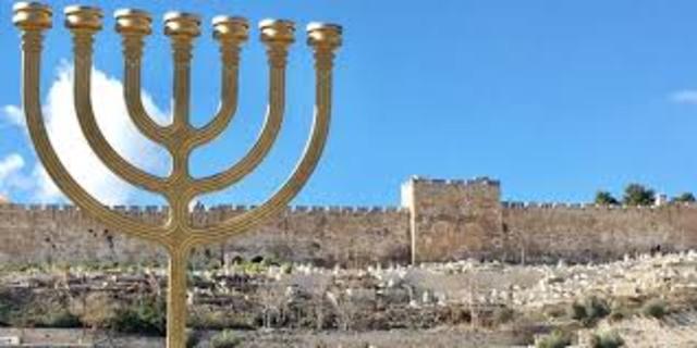 King David names Jerusalem as the capital.
