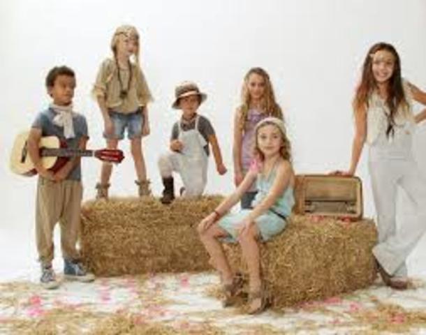 DESARROLLO INFANTIL EN LOS AÑOS 2,000