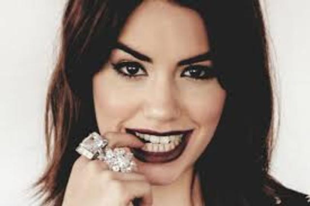 algunas cosas sobre lali