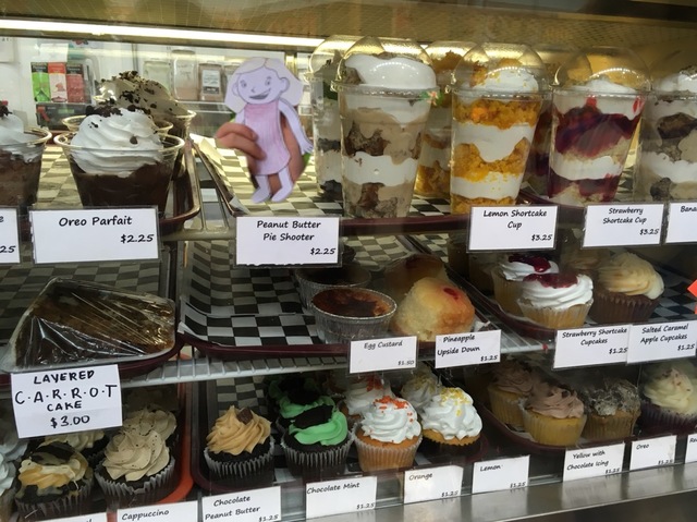 Elizbeth achetet dessert