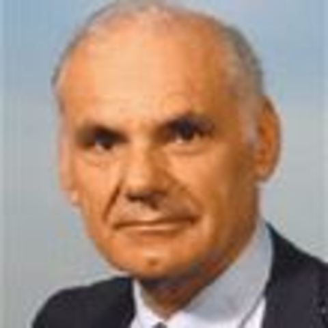 ARPAnet Design Begins