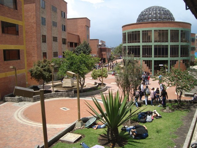 Ingreso a la universidad - Tecnologia Mecanica UD FJC