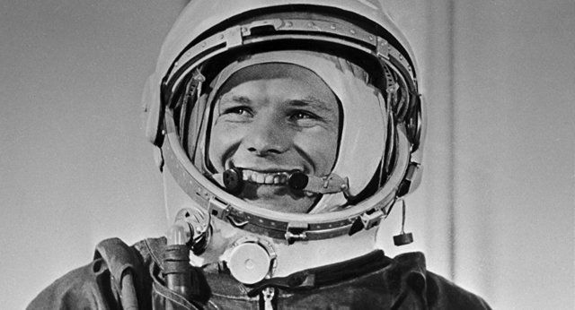 URSS Manda el primer hombre al Espacio