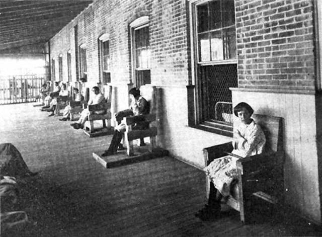 Primera Escuela de enfermería Psiquiátrica