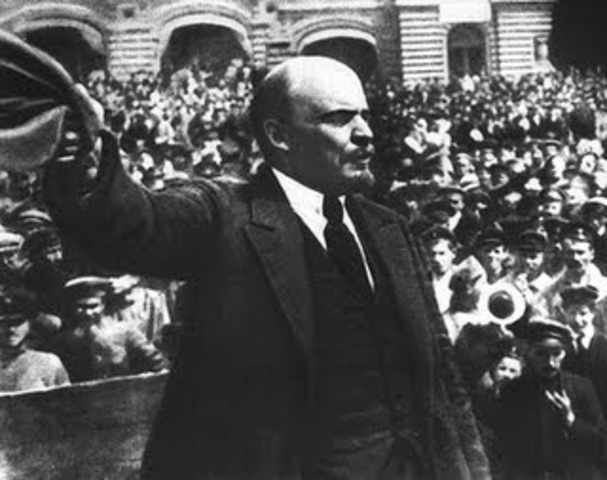Regreso de Lenin a Rusia.