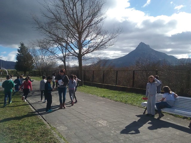 GINKANA CON LOS DE 3º DE PRIMARIA