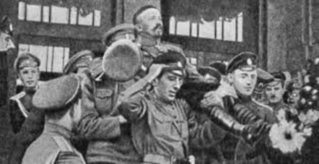 Conquista del poder por los bolcheviques.