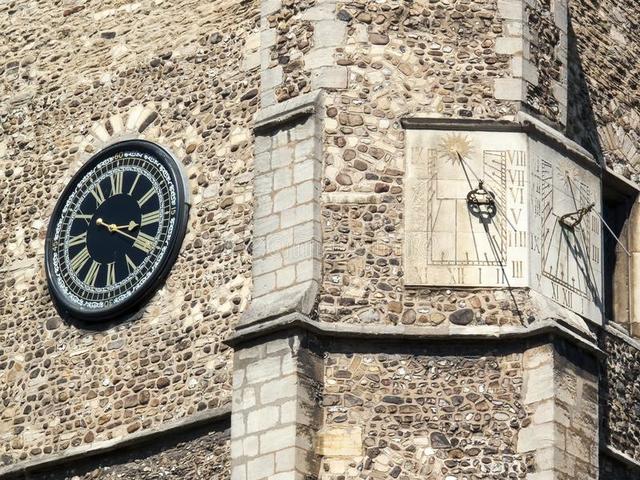 Reloj mecánico ( finales del siglo XIII)