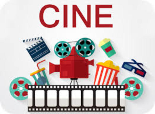 Luisito Martí is looking for an argument to integrate several characters in his artistic catalogue.