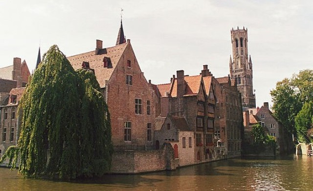 Puerto de brujas (XII)