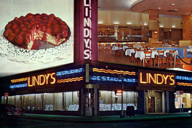 First Kosher Restaurant Opens