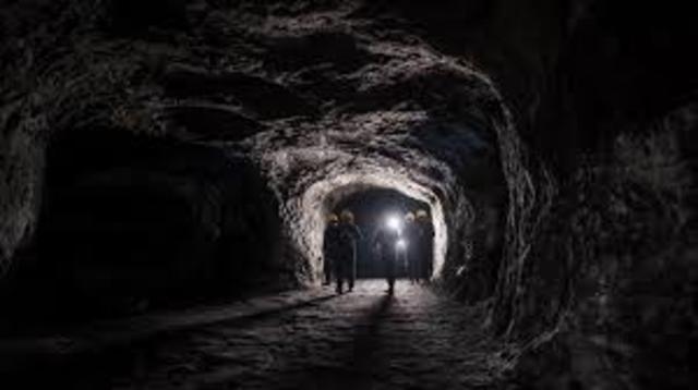 Expansión económica en el sector minero.