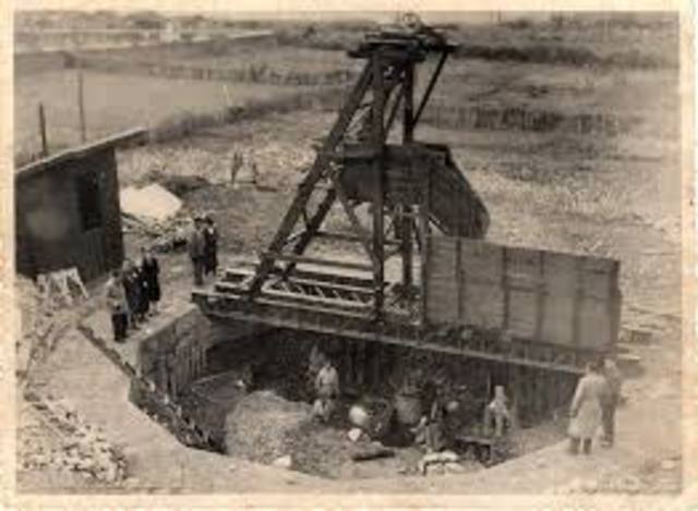 Se promulga el Código Minero de la República