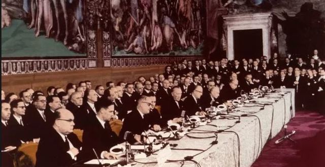 Una Comunidad creciente: la primera ampliación