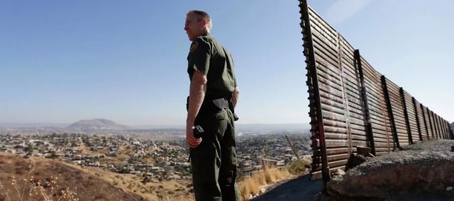 EUA establece una ley que prohíbe a entrada de chinos, japoneses y europeos con fines laborales