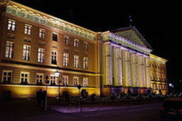 Eno Raud lõpetas Tartu Ülikooli eesti keele erialal