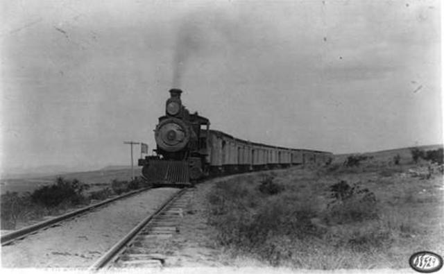 Construcción Ferroviaria a lo largo del Porfiriato