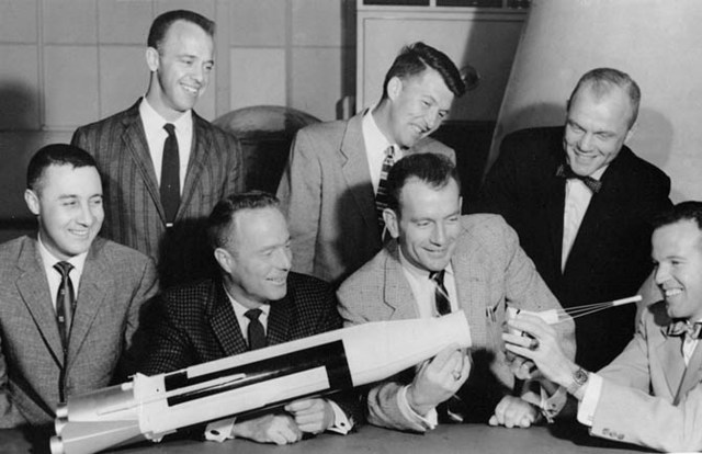 Inició De La Carrera Espacial