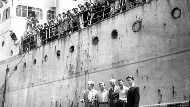 The immigrants flows from Greece to United States