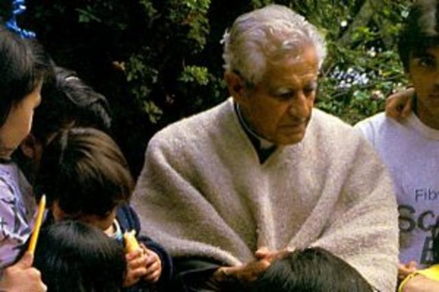 RECONSTRUCCIÓN DE ARMERO