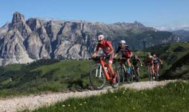 Hero Sudtirol Dolomites