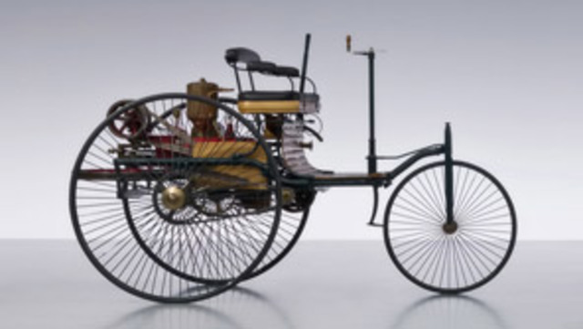 The first three-wheeled car